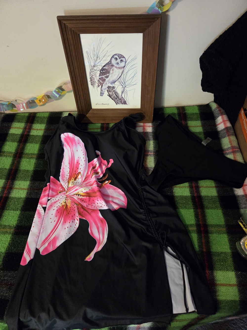 Black Swim Dress with Large Pink Lily Print Woman's 2 piece black pink flower Xl